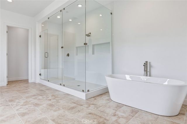10542 Wood Briar Court, Chatsworth, CA 91311