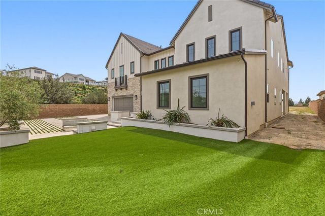 10542 Wood Briar Court, Chatsworth, CA 91311