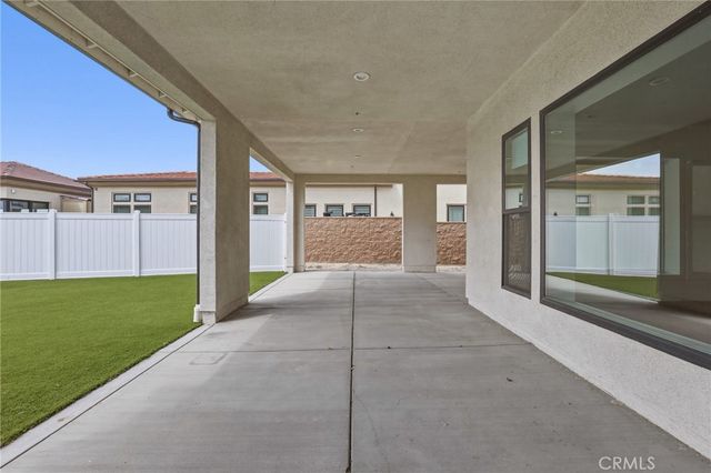 10542 Wood Briar Court, Chatsworth, CA 91311