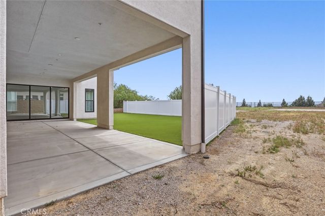 10542 Wood Briar Court, Chatsworth, CA 91311