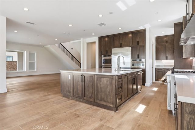 10542 Wood Briar Court, Chatsworth, CA 91311