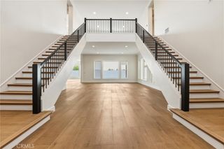 10542 Wood Briar Court, Chatsworth, CA 91311