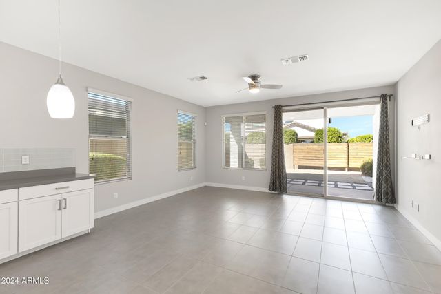 14396 W WETHERSFIELD Road, Surprise, AZ 85379