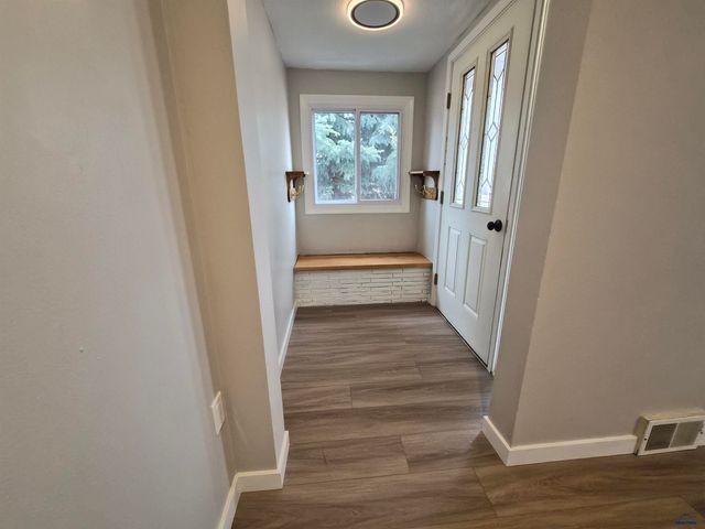 4821 CAPITAL, Rapid City, SD 57702