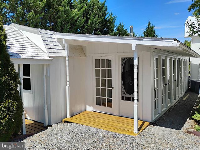 187 SUNNY MEADOW PL, Berkeley Springs, WV 25411
