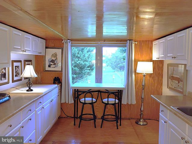 187 SUNNY MEADOW PL, Berkeley Springs, WV 25411