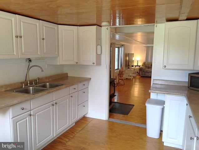 187 SUNNY MEADOW PL, Berkeley Springs, WV 25411