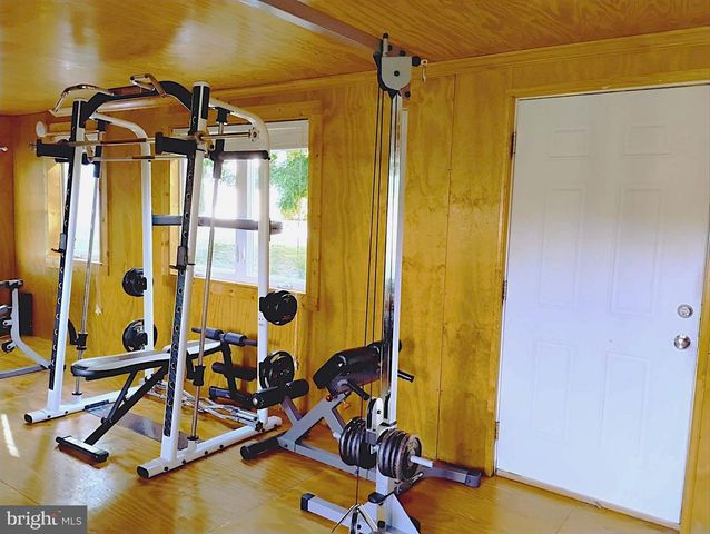 187 SUNNY MEADOW PL, Berkeley Springs, WV 25411