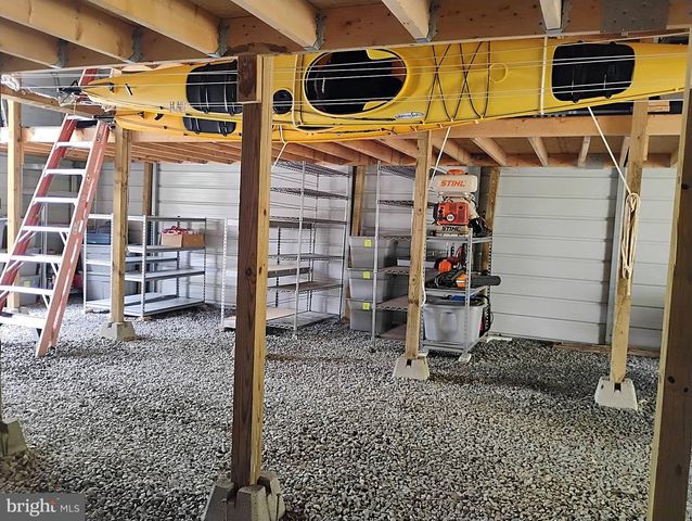 187 SUNNY MEADOW PL, Berkeley Springs, WV 25411