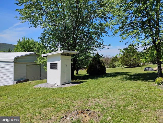 187 SUNNY MEADOW PL, Berkeley Springs, WV 25411