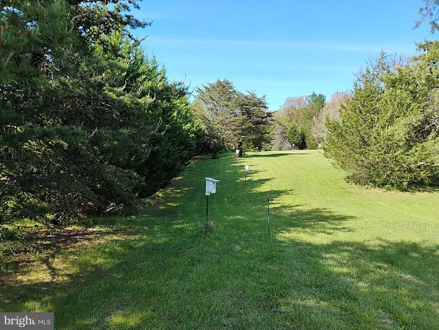 187 SUNNY MEADOW PL, Berkeley Springs, WV 25411