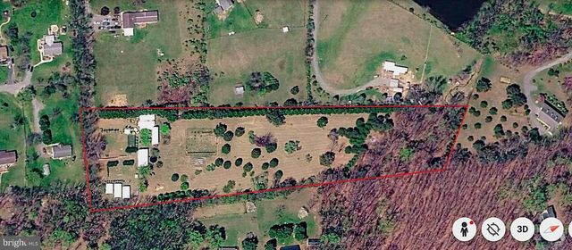 187 SUNNY MEADOW PL, Berkeley Springs, WV 25411