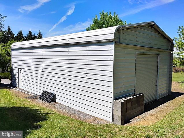 187 SUNNY MEADOW PL, Berkeley Springs, WV 25411