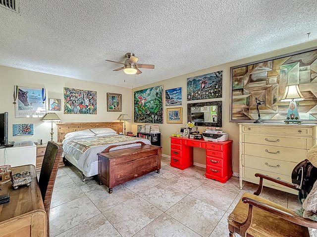 941 NW 30th Avenue C, Delray Beach, FL 33445
