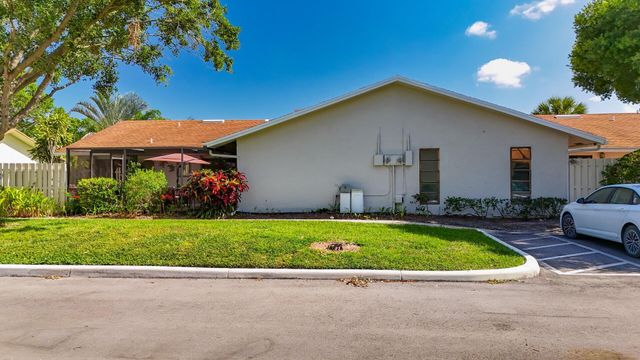941 NW 30th Avenue C, Delray Beach, FL 33445