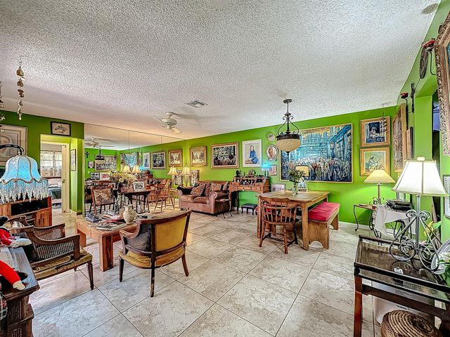 941 NW 30th Avenue C, Delray Beach, FL 33445