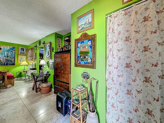 941 NW 30th Avenue C, Delray Beach, FL 33445