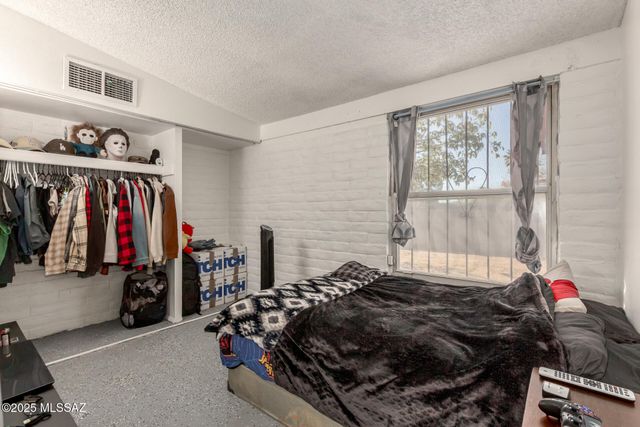 801 W Hawaii Drive, Tucson, AZ 85706