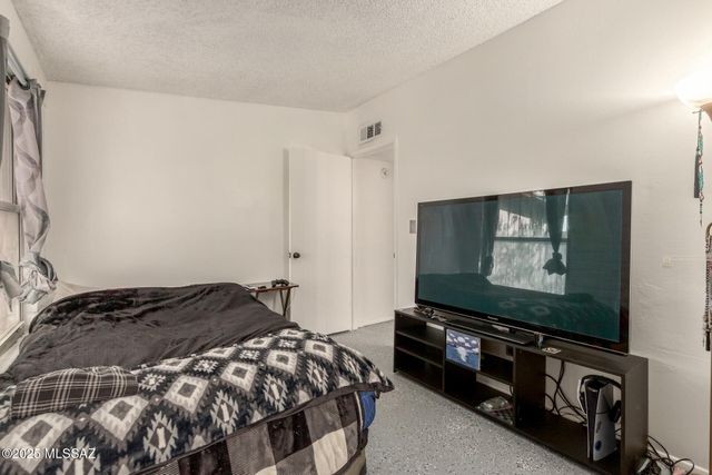 801 W Hawaii Drive, Tucson, AZ 85706