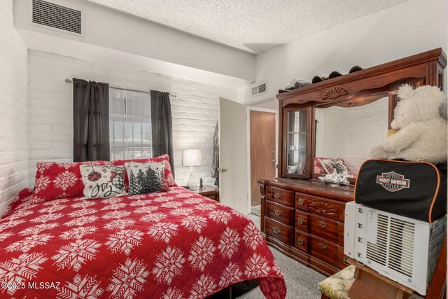 801 W Hawaii Drive, Tucson, AZ 85706