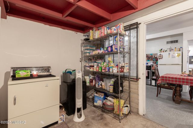 801 W Hawaii Drive, Tucson, AZ 85706