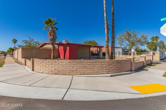 801 W Hawaii Drive, Tucson, AZ 85706