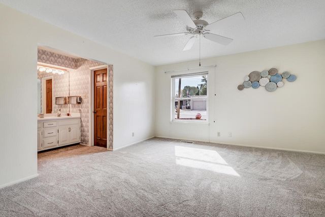 8905 Hilton Avenue NE, Albuquerque, NM 87111