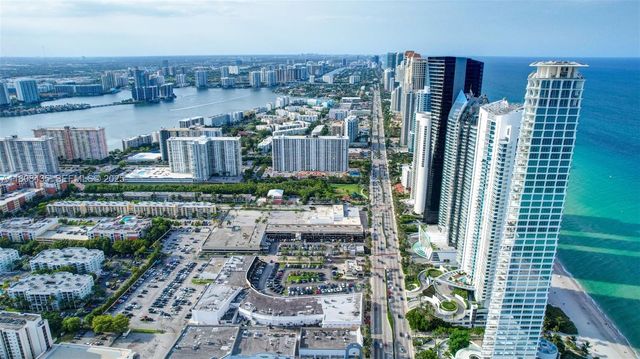16919 N Bay Road 521, Sunny Isles Beach, FL 33160