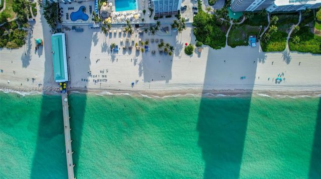 16919 N Bay Road 521, Sunny Isles Beach, FL 33160