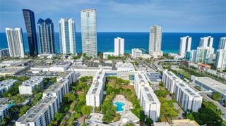 16919 N Bay Road 521, Sunny Isles Beach, FL 33160