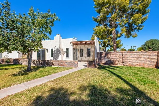 1449 E Torrey Pines Cir, Yuma, AZ 85365