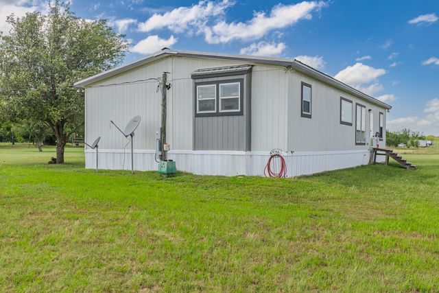 306 County Road 3565, Dike, TX 75437