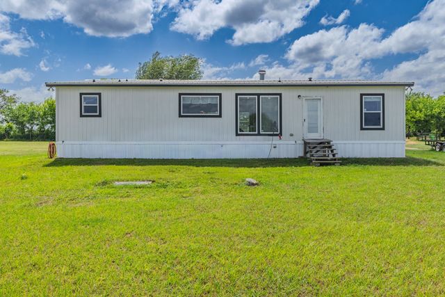 306 County Road 3565, Dike, TX 75437