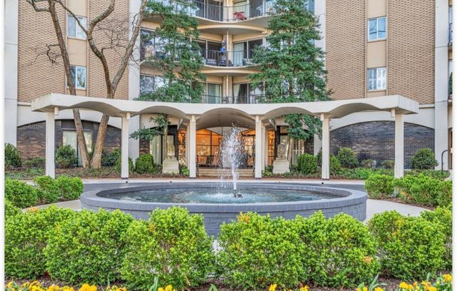 4215 Harding Pike Apt 503, Nashville, TN 37205