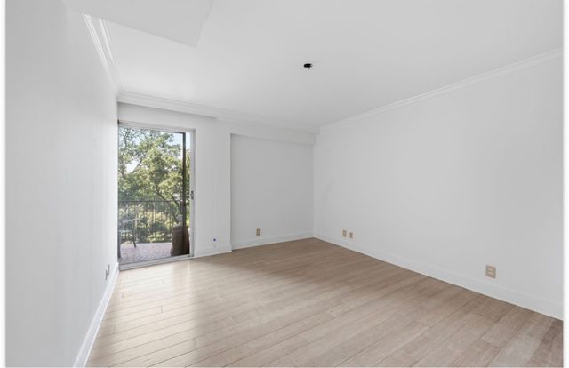 4215 Harding Pike Apt 503, Nashville, TN 37205