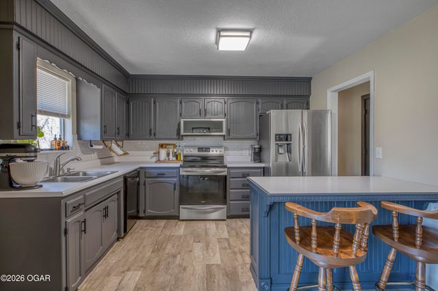 134 Valley View Drive, Joplin, MO 64804