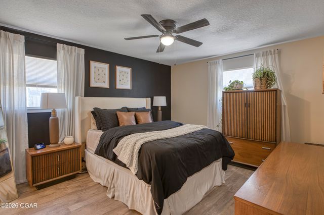 134 Valley View Drive, Joplin, MO 64804