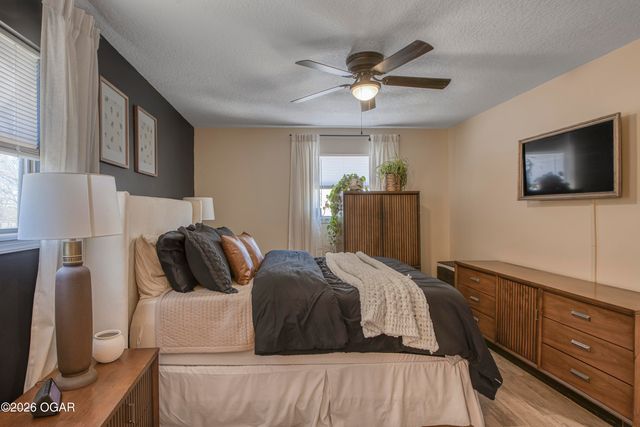 134 Valley View Drive, Joplin, MO 64804