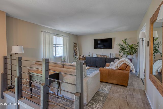 134 Valley View Drive, Joplin, MO 64804