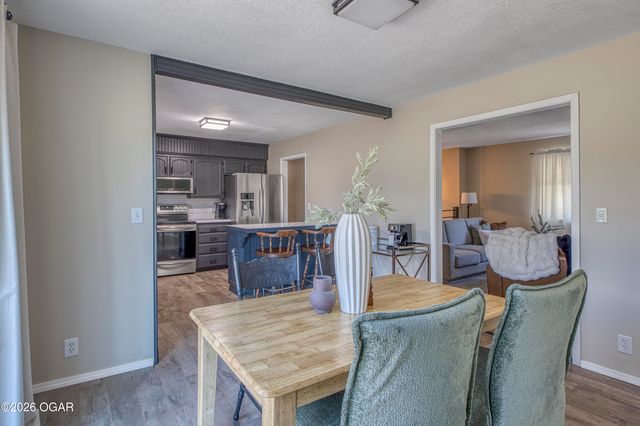 134 Valley View Drive, Joplin, MO 64804