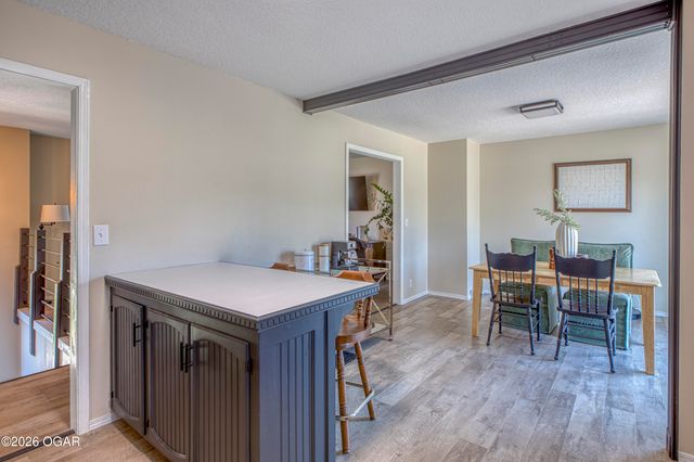 134 Valley View Drive, Joplin, MO 64804