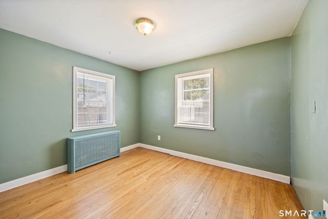 4 Francis Street, East Haven, CT 06512