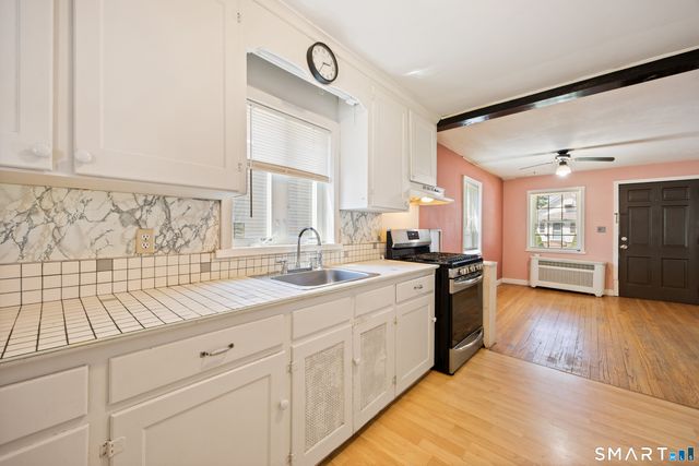 4 Francis Street, East Haven, CT 06512