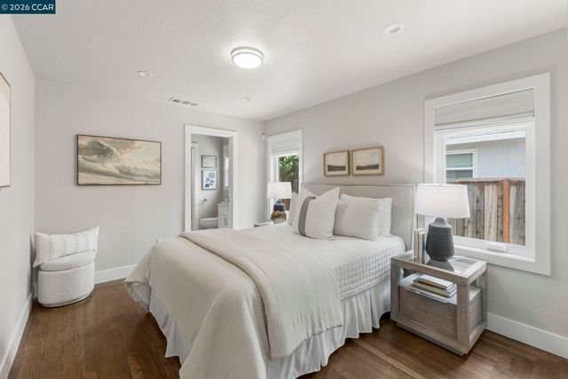 210 S R St, Livermore, CA 94550