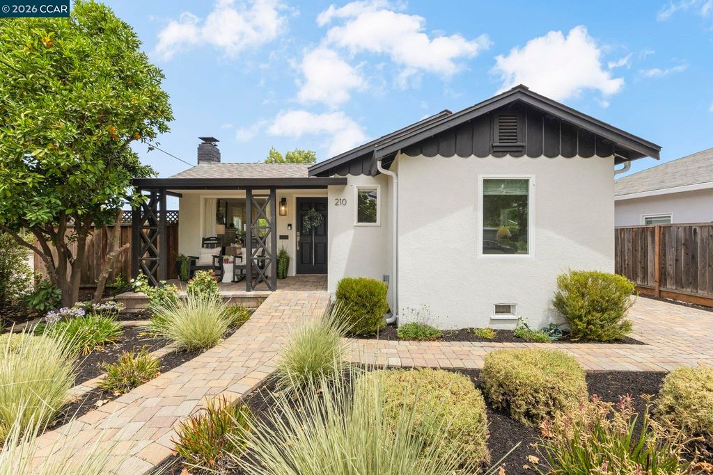 210 S R St, Livermore, CA 94550