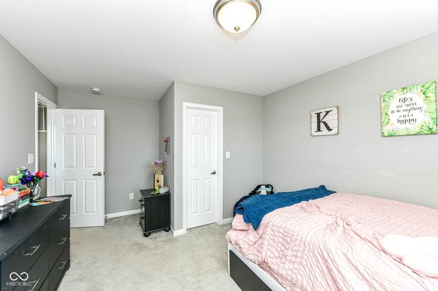 2260 Sante Fe Drive, Greenfield, IN 46140