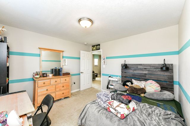 2260 Sante Fe Drive, Greenfield, IN 46140