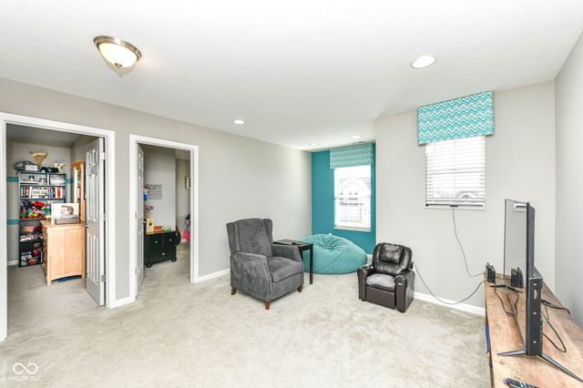 2260 Sante Fe Drive, Greenfield, IN 46140