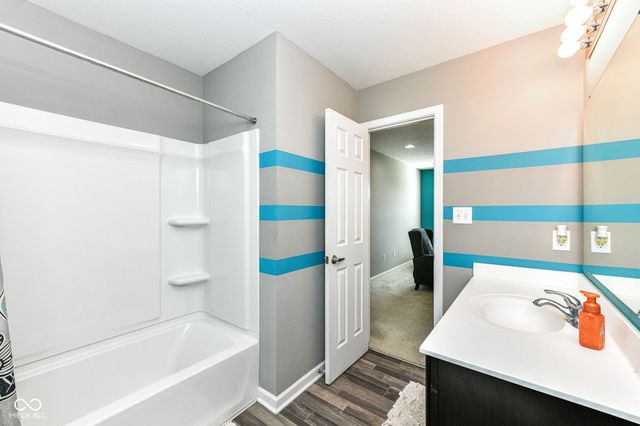 2260 Sante Fe Drive, Greenfield, IN 46140