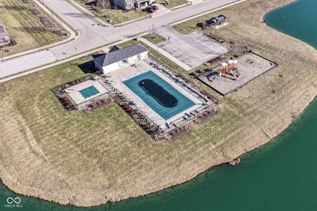 2260 Sante Fe Drive, Greenfield, IN 46140